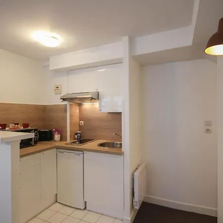 Grand Place - Super Cozy A 7 Min Des Gares ליל