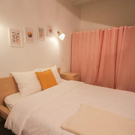 Grand Place - Super Cozy A 7 Min Des Gares דירה *